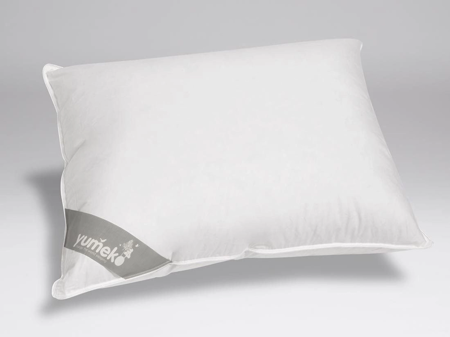 Hoofdkussen recycled dons (wit) huren? Huur bij KeyPro meubelhuur!