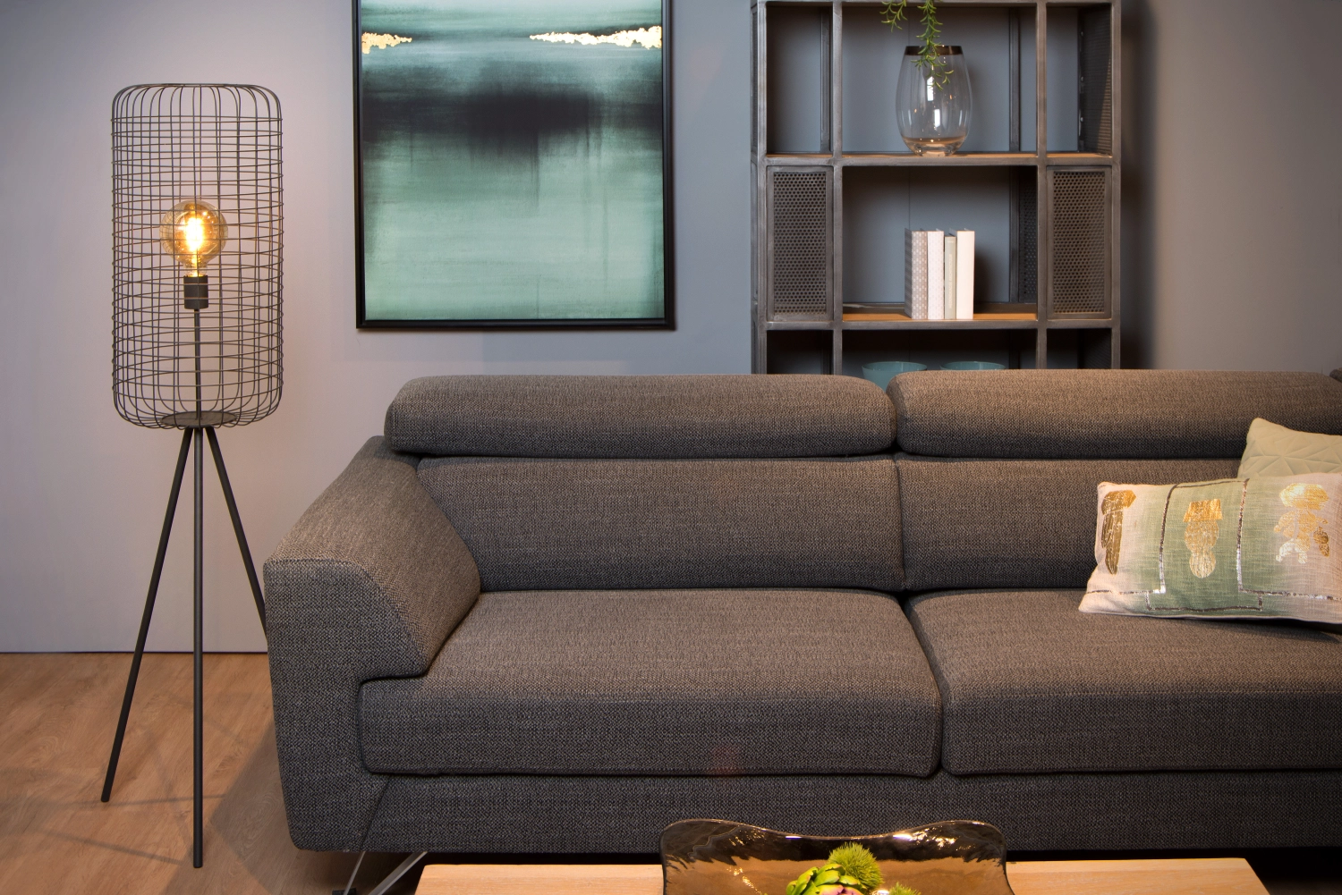 Rent a Floor lamp Esmee (black)? Rent at KeyPro furniture rental!