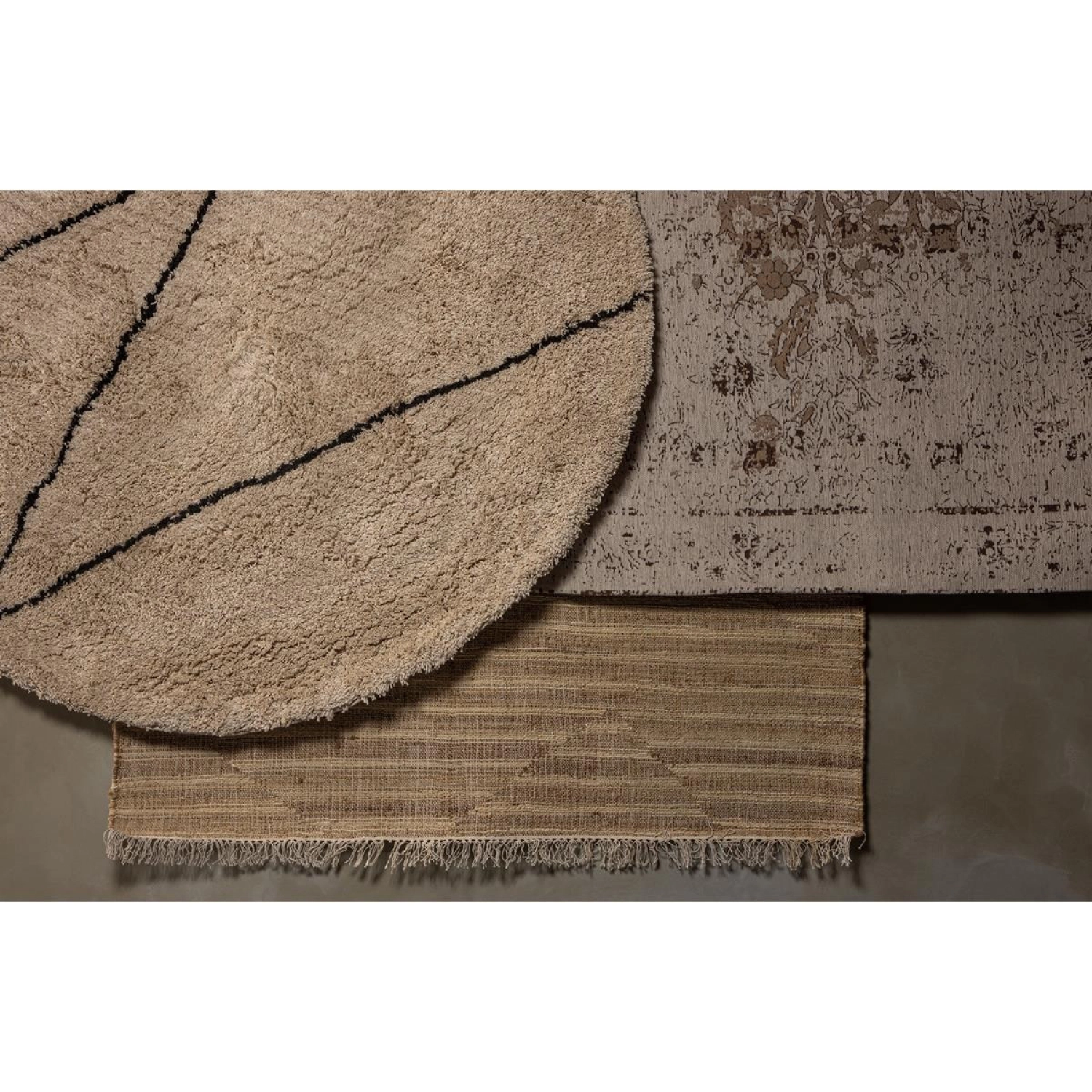 Rent your Rug Vintage Rens at Keypro! Rent a Rug Vintage Rens? Rent at KeyPro furniture rental!