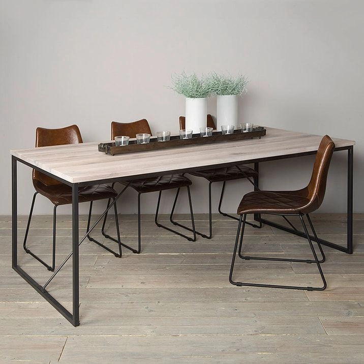 Eettafel Evia 180cm (white wash) huren? Huur bij KeyPro meubelhuur!